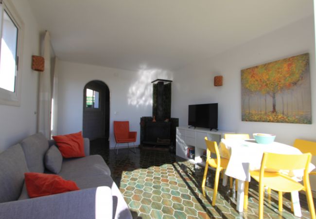 Casa adosada en Hospitalet de L´Infant - CASA 23
