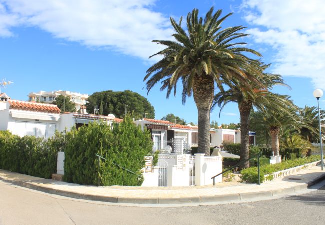 Bungalow/ verbunden mit der Villa in Hospitalet de L´Infant - Casa 16